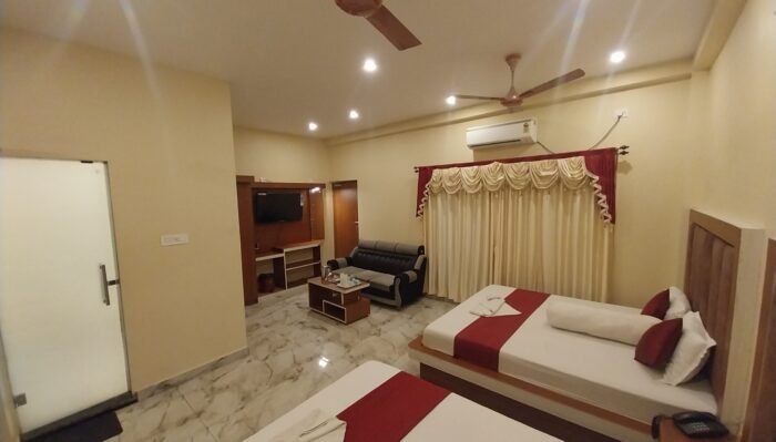 20251202_175339 Resort Saikat Saranya