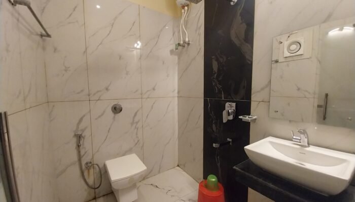 20251202_175406 Resort Saikat Saranya